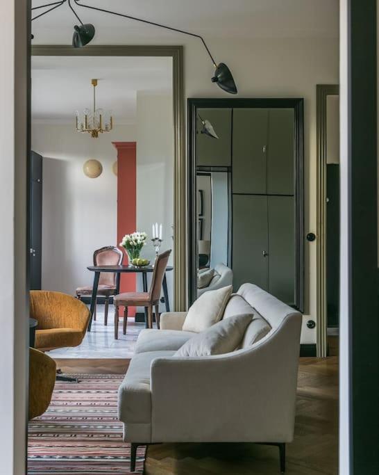 Dark Blue Apartment Warsaw Ngoại thất bức ảnh