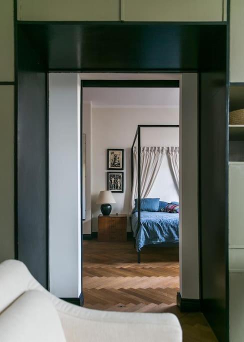 Dark Blue Apartment Warsaw Ngoại thất bức ảnh