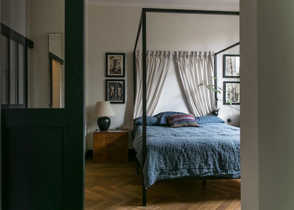 Dark Blue Apartment Warsaw Ngoại thất bức ảnh